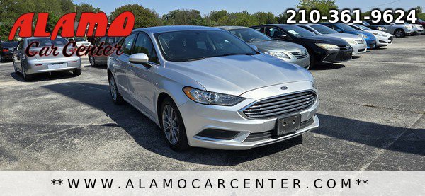Used 2017 Ford Fusion SE image 7