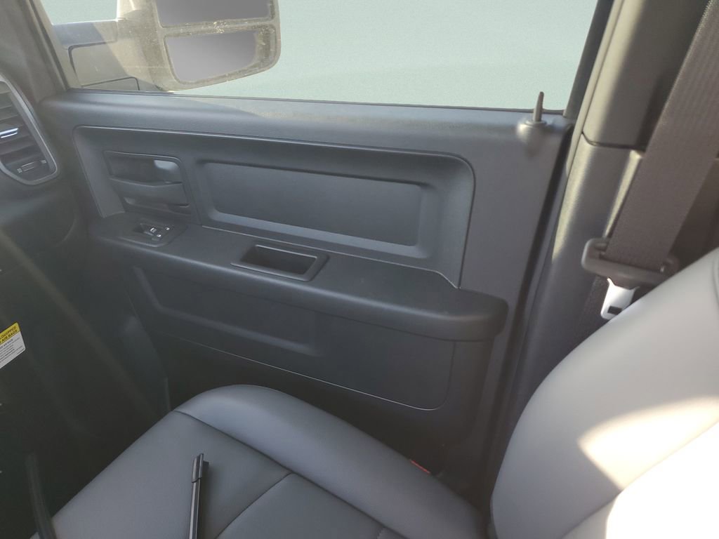 Used 2025 RAM 5500 Tradesman image 13
