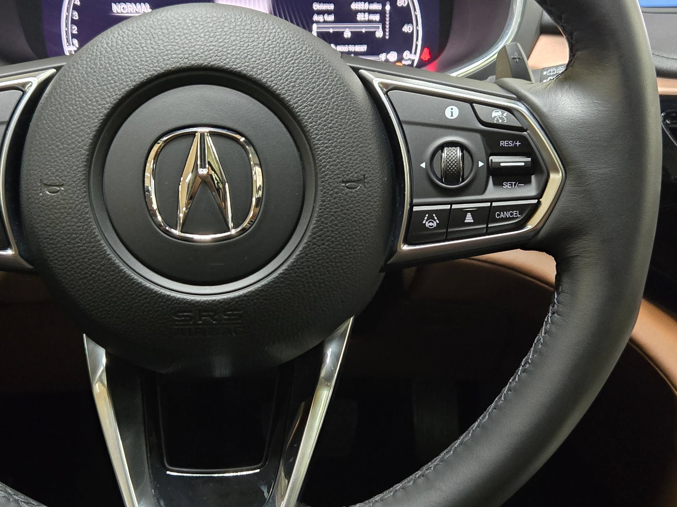 Certified 2023 Acura MDX FWD w/ Technology Package image 24