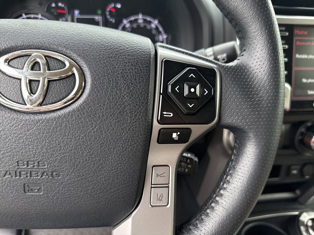 Used 2022 Toyota 4Runner SR5 Premium AWD/4WD image 25