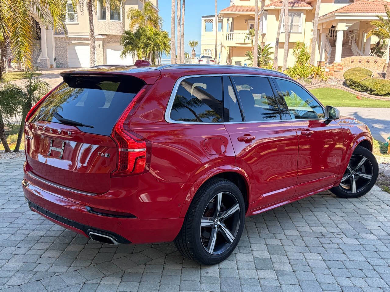 Used 2016 Volvo XC90 T6 R-Design w/ Protection Package Plus AWD/4WD image 9