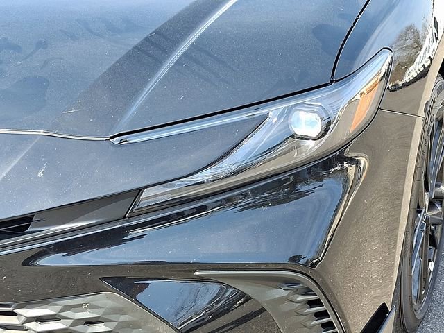 Used 2026 Toyota Camry SE FWD image 11