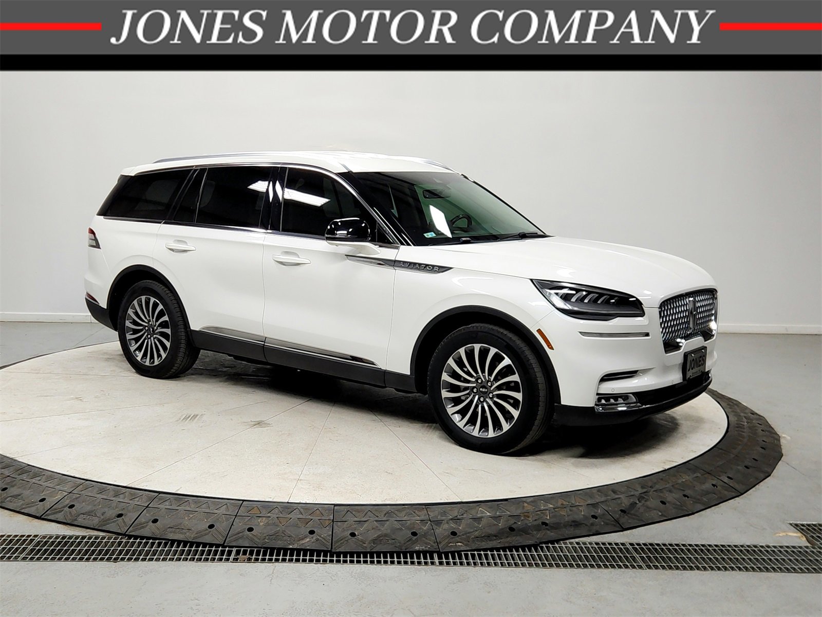 Used 2020 Lincoln Aviator Reserve image 1
