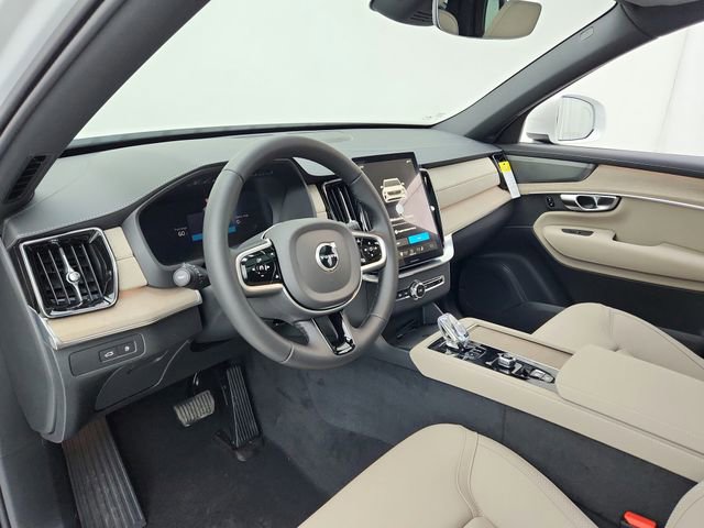 New 2026 Volvo XC90 T8 Plus w/ Protection Package Premier image 28