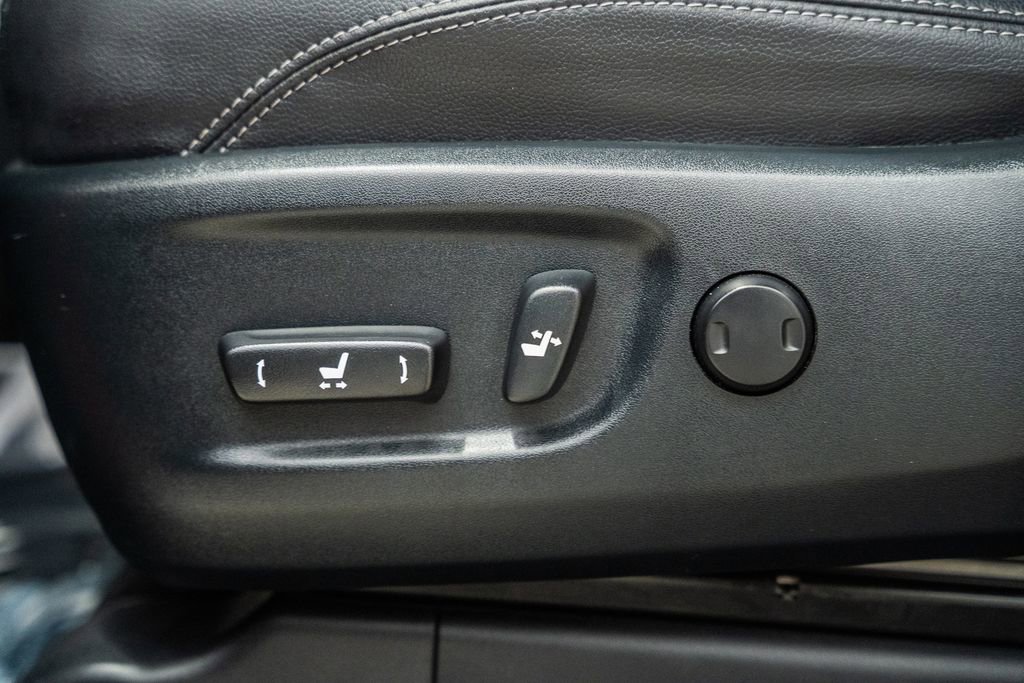 Used 2023 Toyota 4Runner Limited image 38