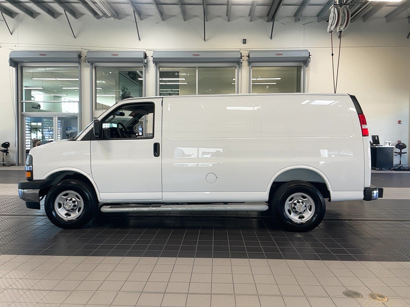 Used 2025 Chevrolet Express 2500 w/ Driver Convenience Package RWD image 6
