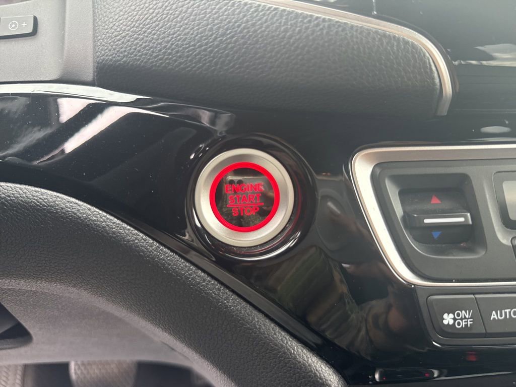 Used 2019 Honda Pilot Touring image 23