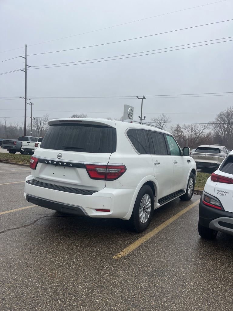 Used 2024 Nissan Armada SV image 5