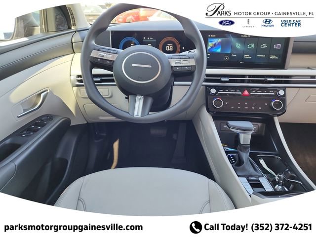 New 2025 Hyundai Tucson SEL image 12
