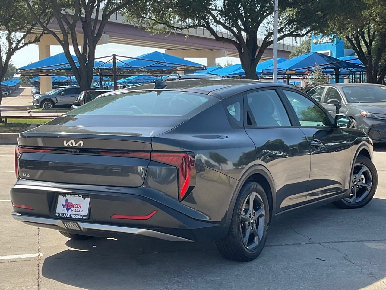 Used 2025 Kia K4 FWD image 4