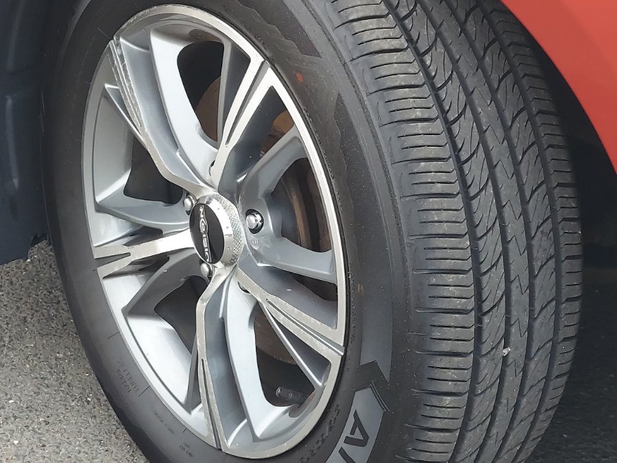 Used 2014 Hyundai Sonata SE FWD image 16