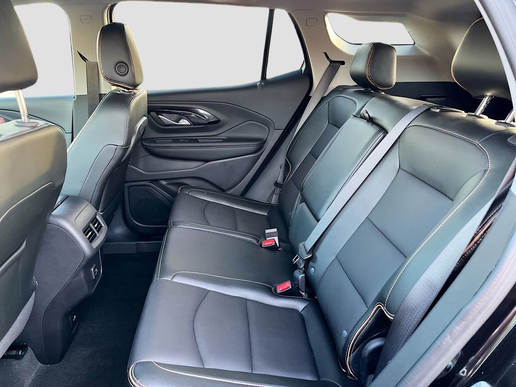 Used 2024 GMC Terrain AT4 w/ LPO, Floor Liner Package AWD/4WD image 24