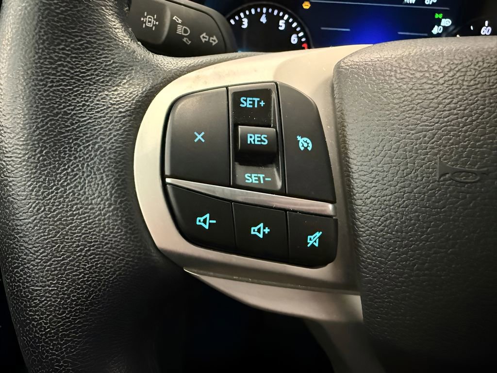 Used 2023 Ford Explorer XLT w/ Class IV Trailer Tow Package AWD/4WD image 22