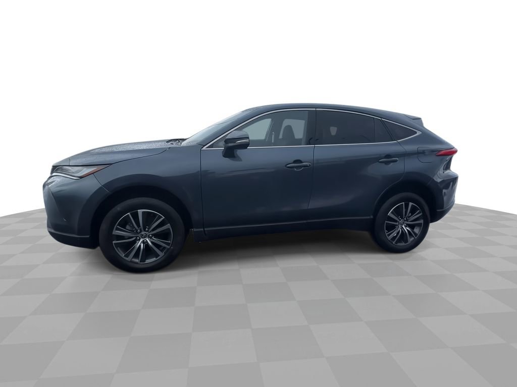 Used 2024 Toyota Venza LE image 4