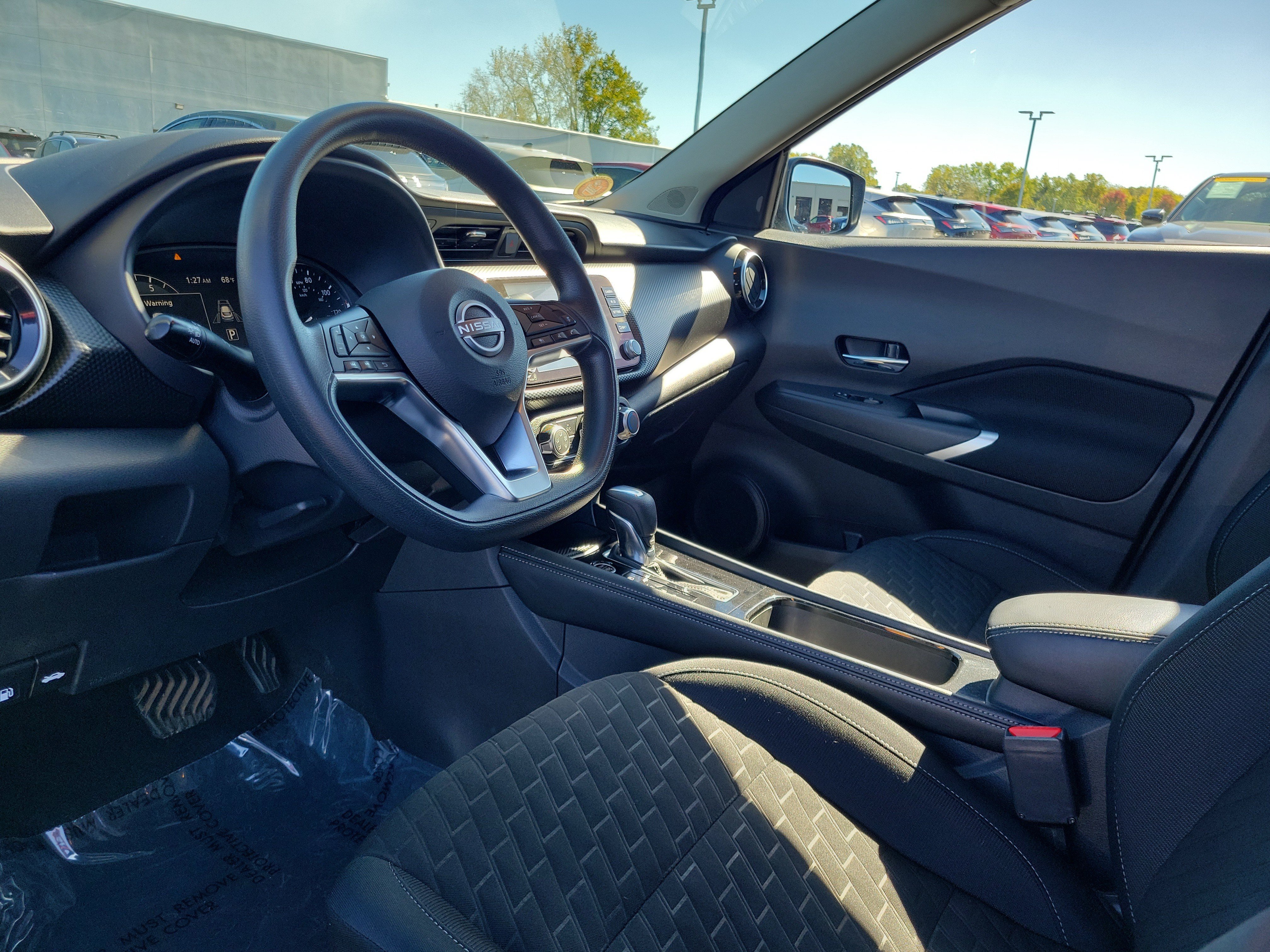 Certified 2023 Nissan Kicks SV FWD image 19
