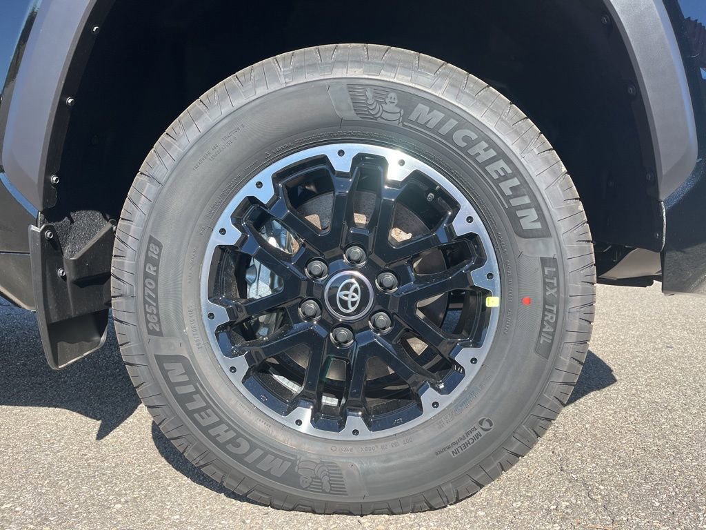 New 2026 Toyota Tundra SR5 image 17