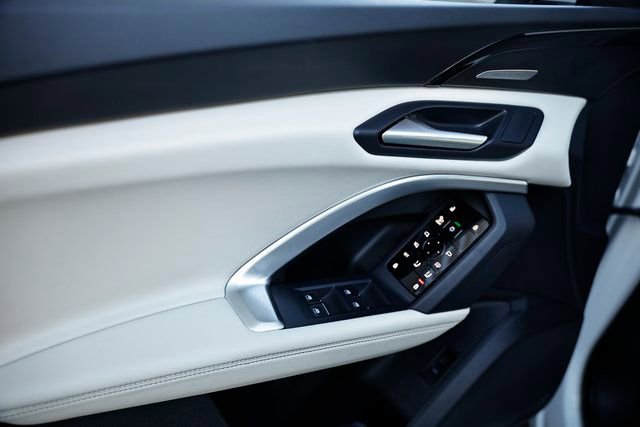 Certified 2025 Audi Q5 Premium Plus w/ Premium Plus image 12