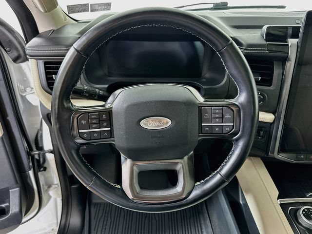 Used 2023 Ford Expedition Max Platinum AWD/4WD image 15