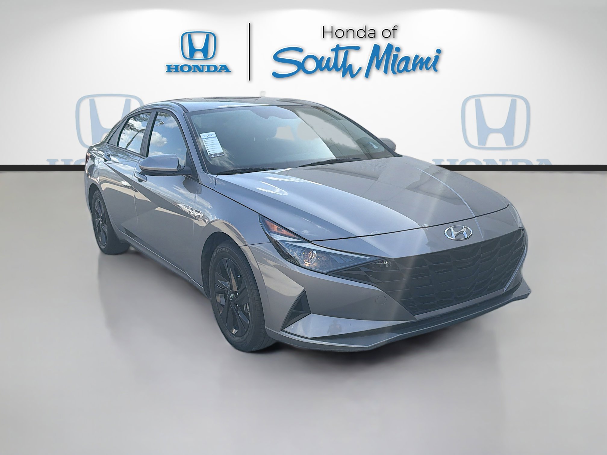 Used 2023 Hyundai Elantra Blue