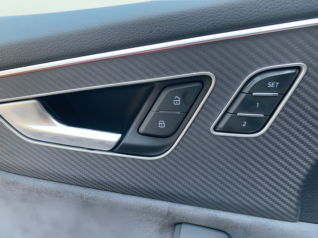New 2026 Audi SQ8 Premium Plus AWD/4WD image 13