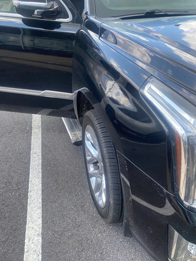 Used 2019 Cadillac Escalade Platinum AWD/4WD image 5