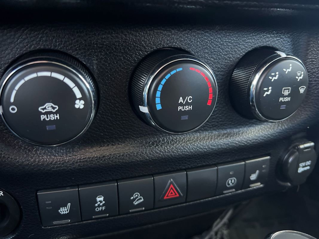 Used 2013 Jeep Wrangler Moab image 22