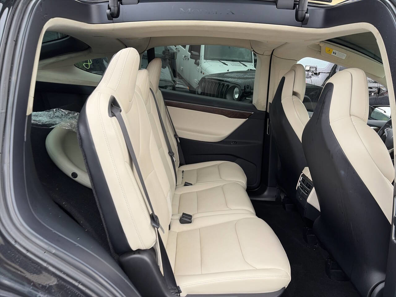 Used 2018 Tesla Model X 100D image 11