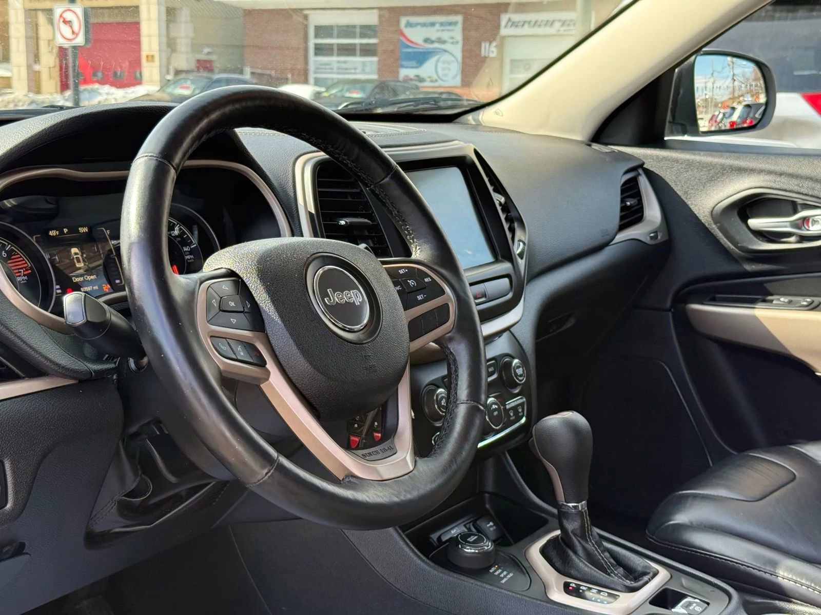 Used 2017 Jeep Cherokee Latitude w/ True North Edition image 21