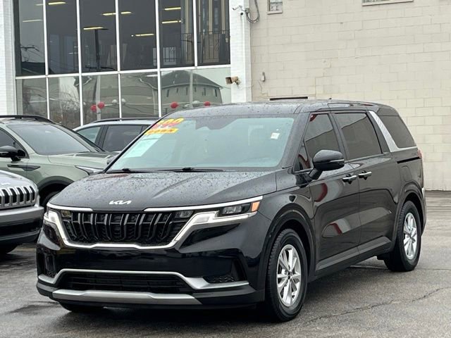 Used 2024 Kia Carnival LX image 5