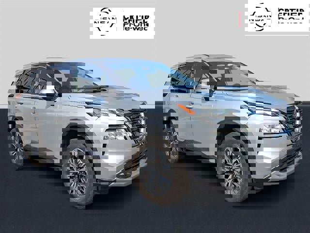 Certified 2021 Nissan Rogue SV image 1