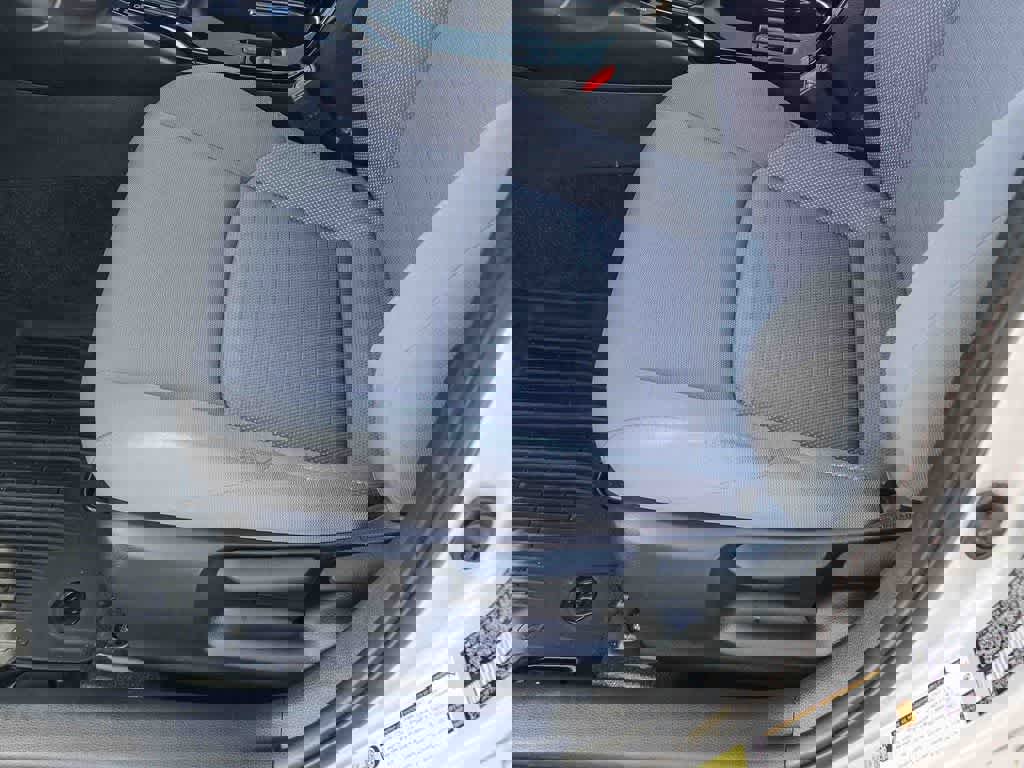 Used 2025 Toyota Corolla SE image 20