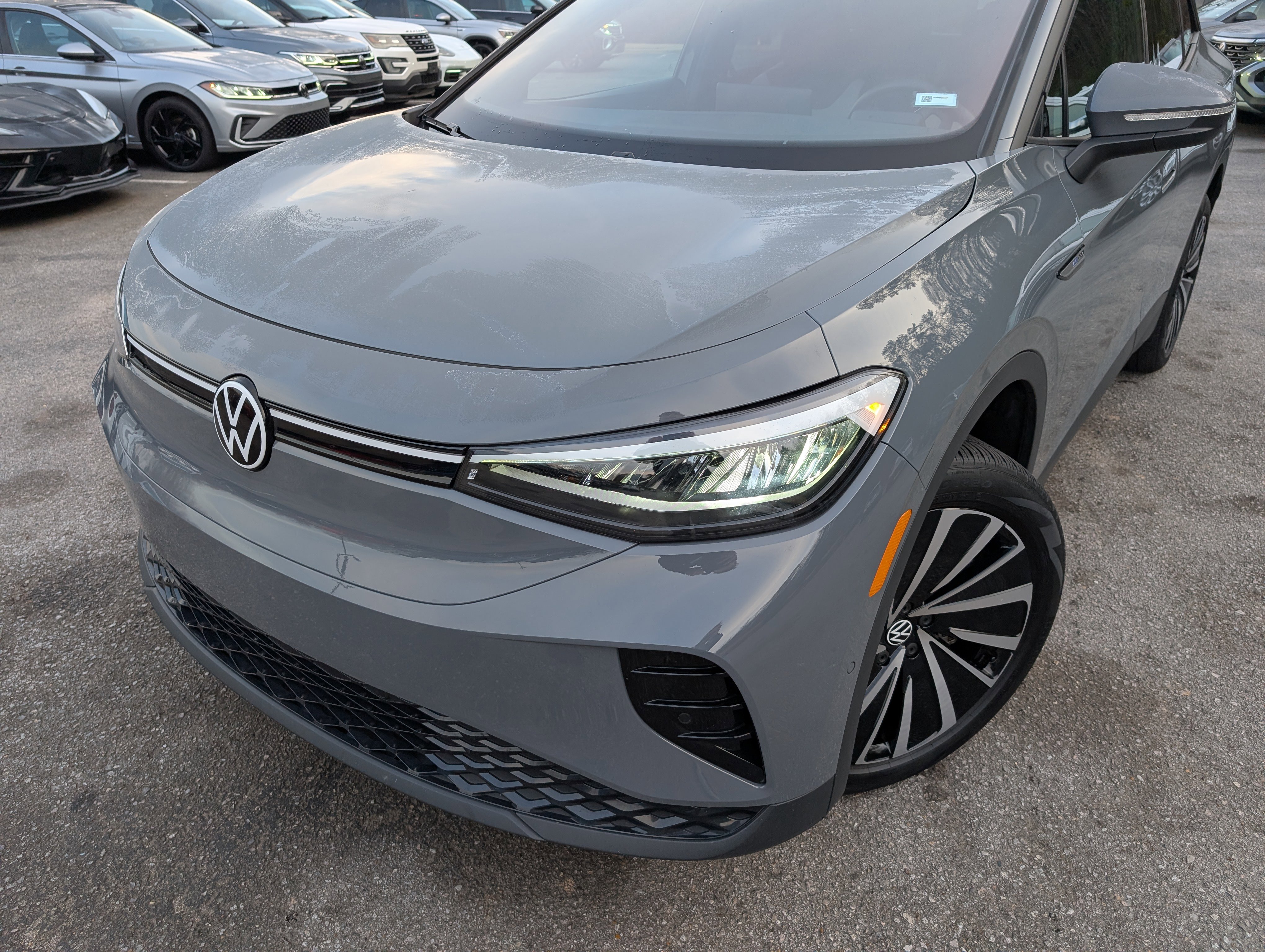 Used 2025 Volkswagen ID.4 Pro image 13