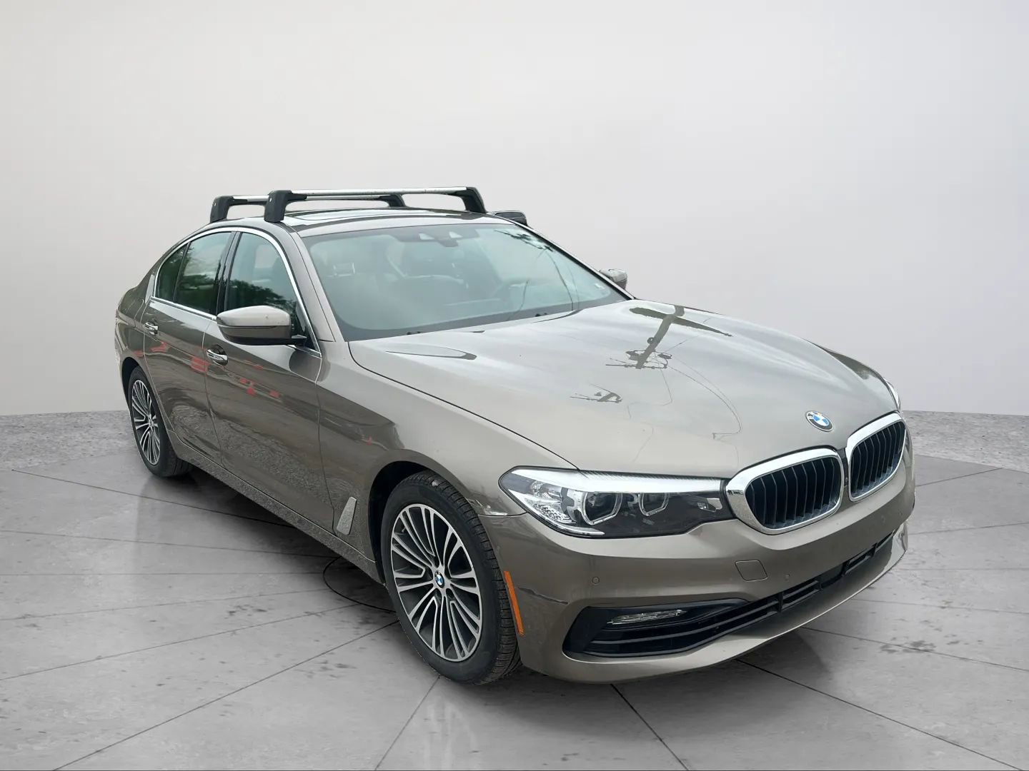 Used 2017 BMW 530i xDrive AWD/4WD image 13