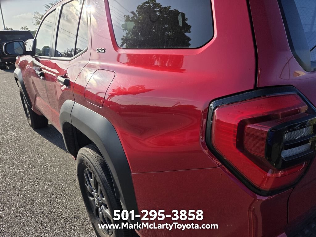 Used 2025 Toyota 4Runner SR5 AWD/4WD image 11