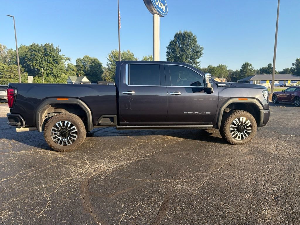 Used 2025 GMC Sierra 2500 Denali Ultimate w/ Max Trailering Package AWD/4WD image 7