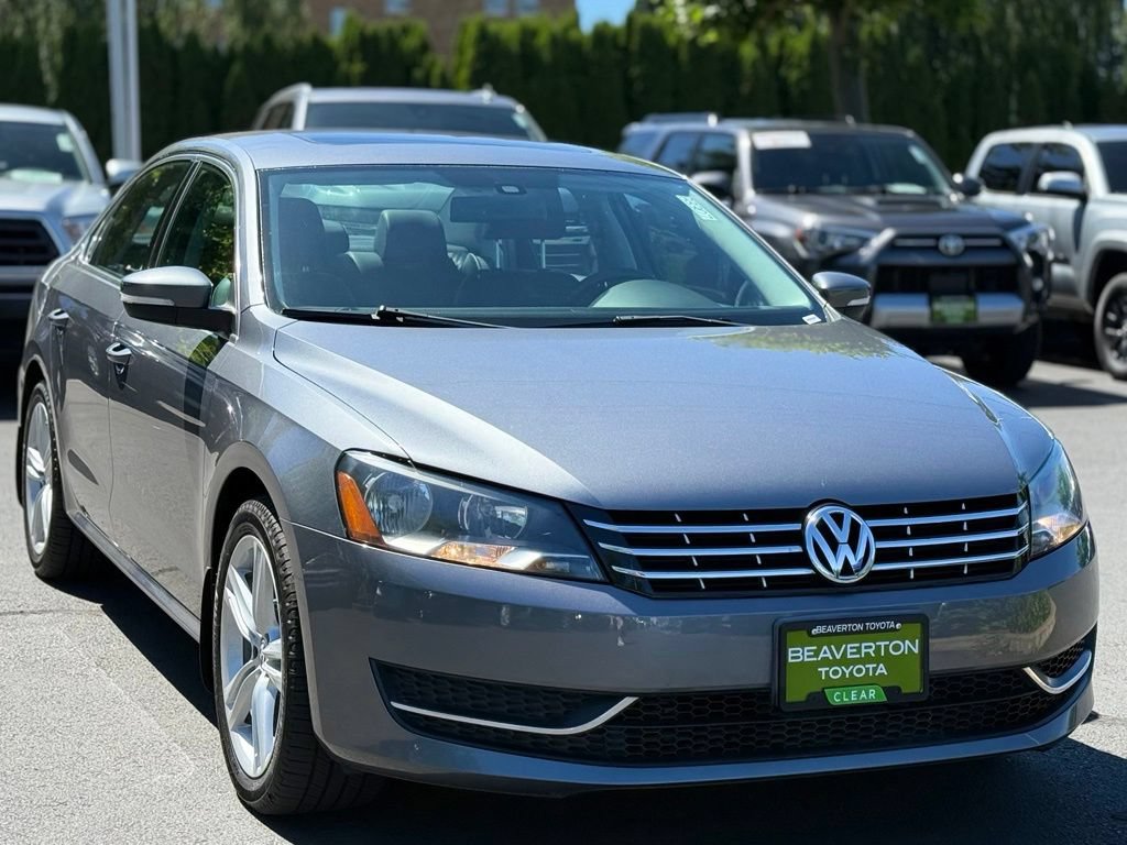Used 2014 Volkswagen Passat TDI SE FWD image 7
