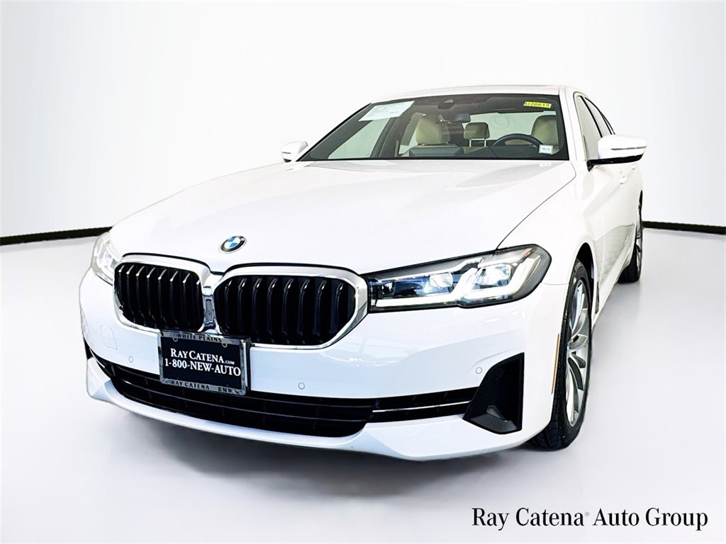 Certified 2023 BMW 540i xDrive w/ Premium Package image 3
