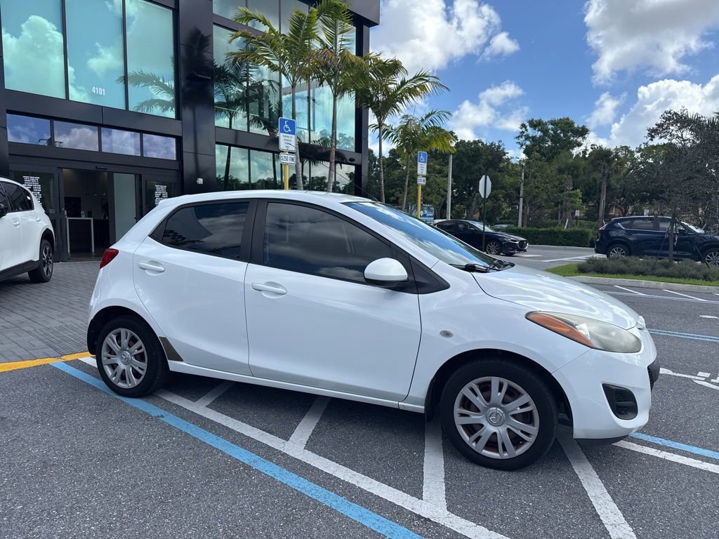 Used 2012 MAZDA MAZDA2 Sport image 3