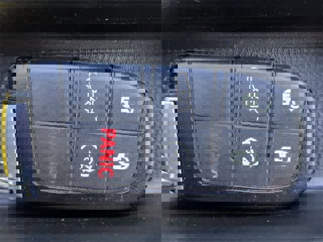 Used 2017 Dodge Durango R/T image 37