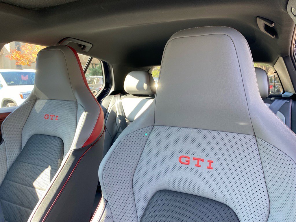 Certified 2024 Volkswagen GTI SE w/ SE Leather Seats Package image 11