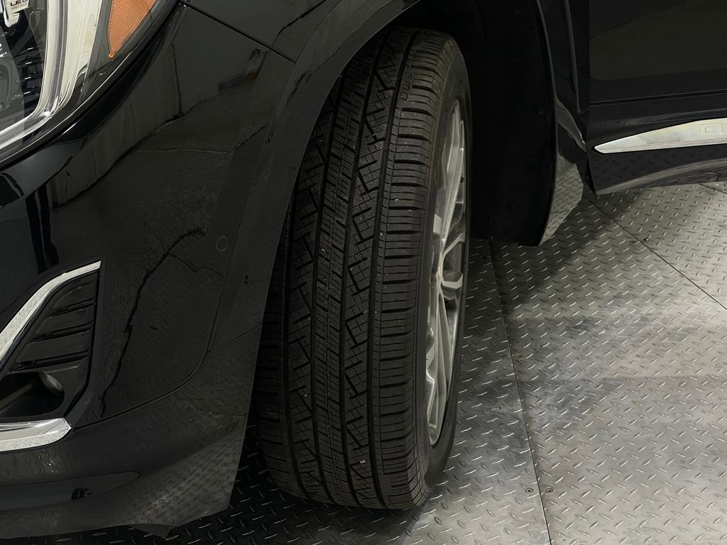 Used 2018 GMC Terrain Denali w/ Advanced Safety Package image 37