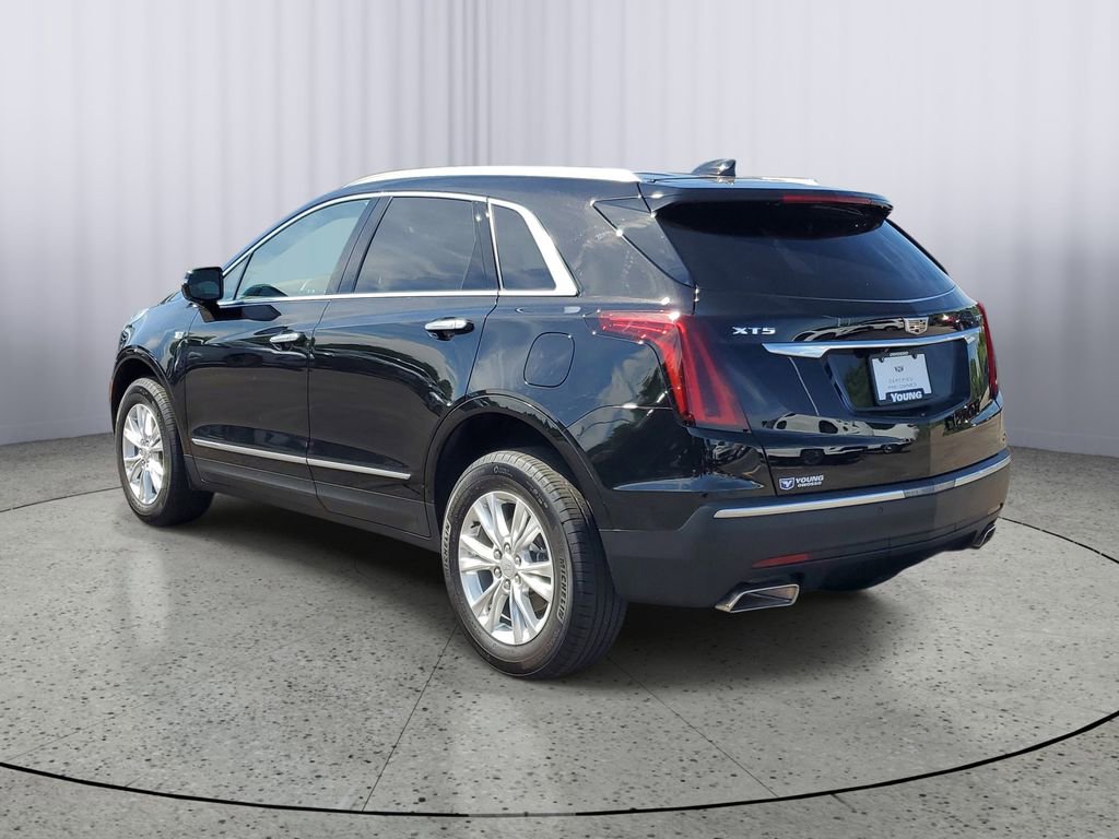 Certified 2024 Cadillac XT5 Luxury w/ LPO, Premium Carpet Package FWD image 4