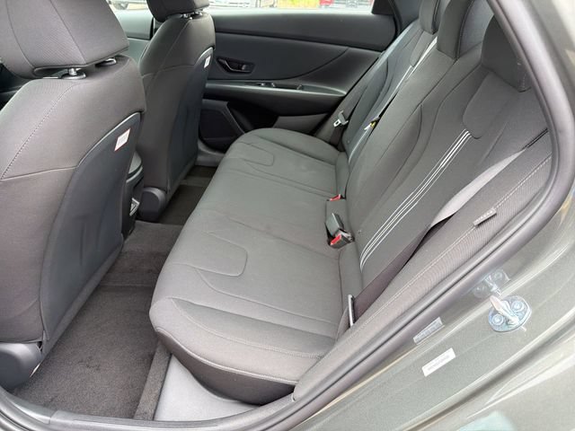 New 2026 Hyundai Elantra Sport FWD image 25