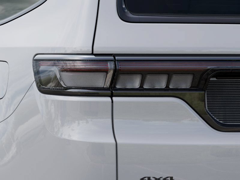 New 2026 Jeep Grand Wagoneer Summit AWD/4WD image 9