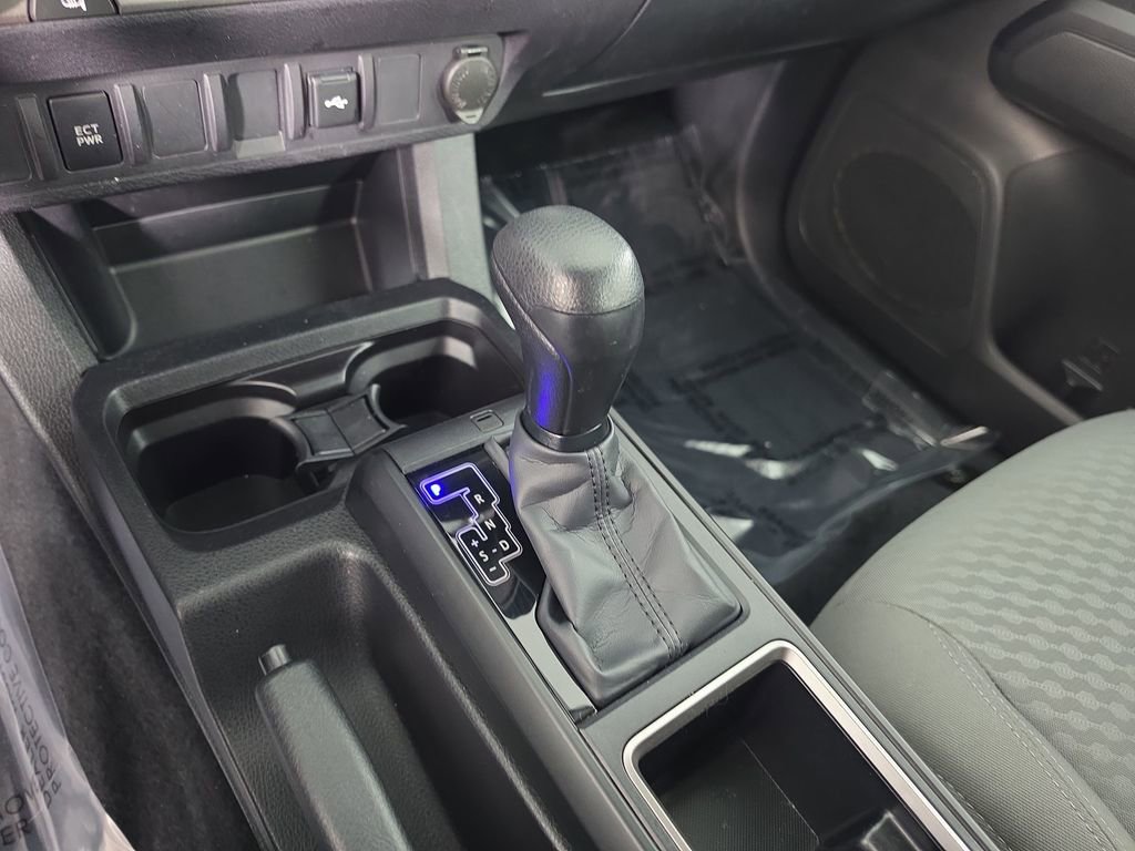 Certified 2023 Toyota Tacoma SR AWD/4WD image 22