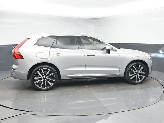 Used 2023 Volvo XC60 B6 Ultimate w/ Protection Package Premier image 8