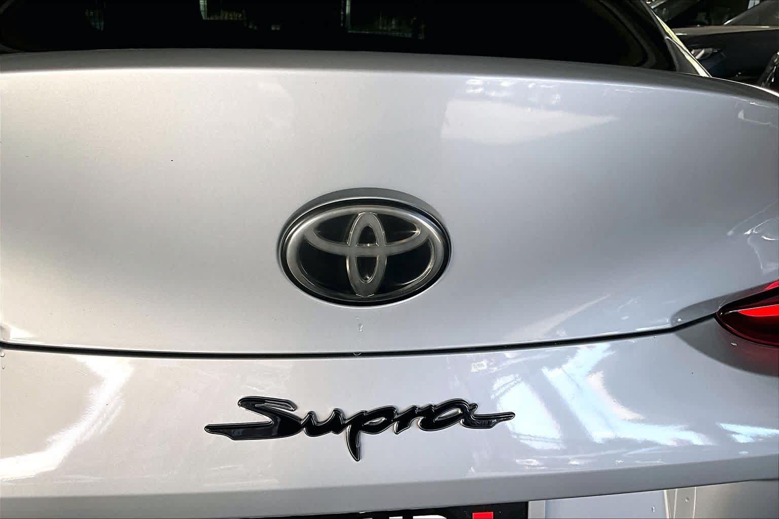 Used 2021 Toyota Supra Premium w/ Driver Assist Package RWD image 9