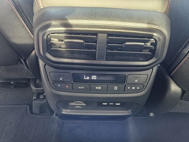 Used 2024 Honda Ridgeline Black Edition image 13