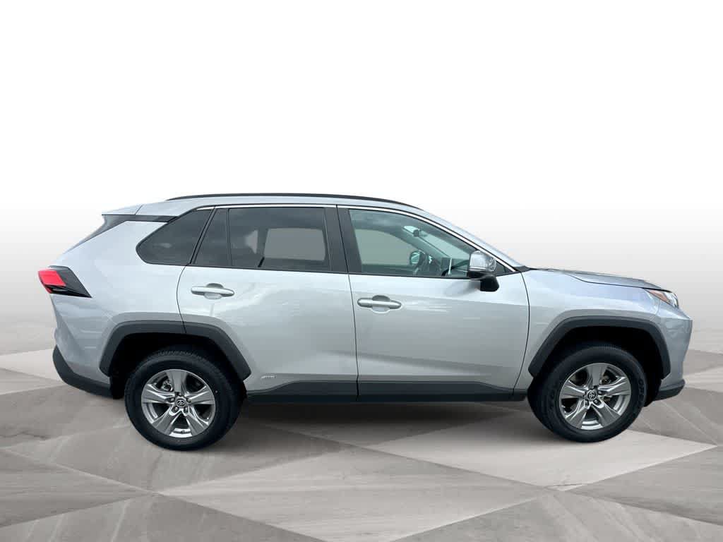 Used 2023 Toyota RAV4 LE AWD/4WD image 9