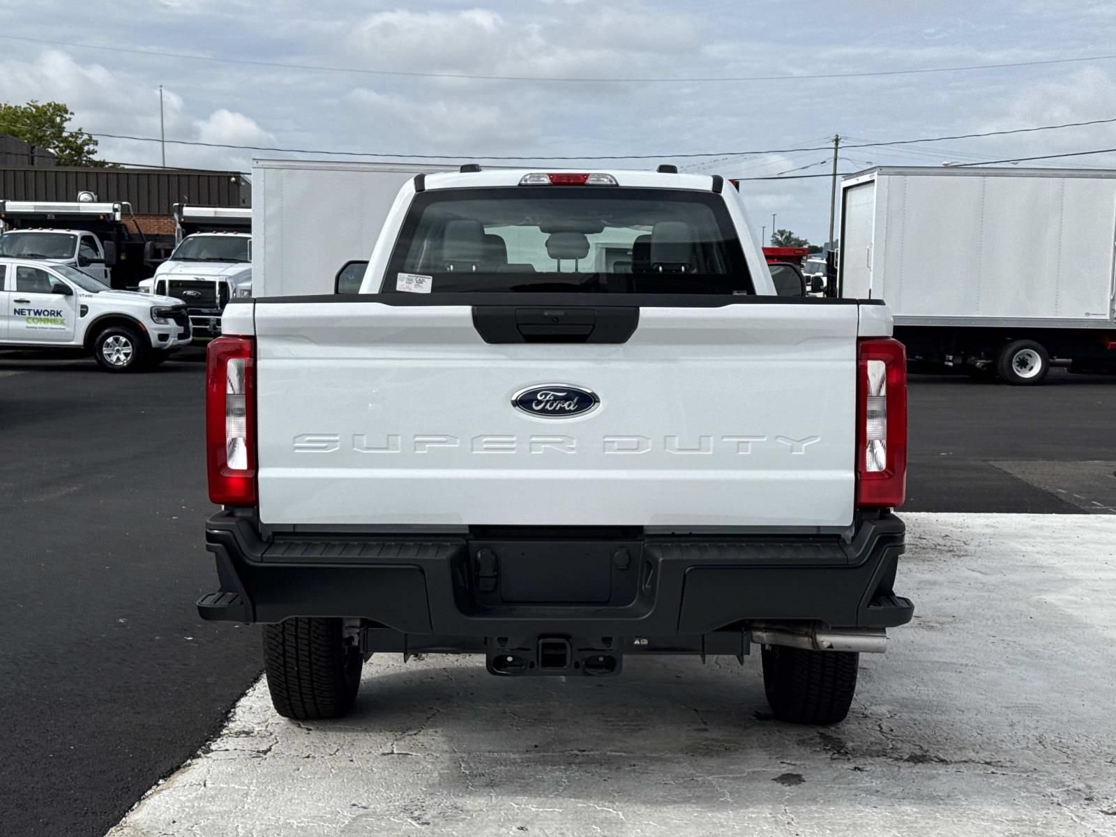 New 2026 Ford F250 XL w/ XL Driver Assist Package AWD/4WD image 4
